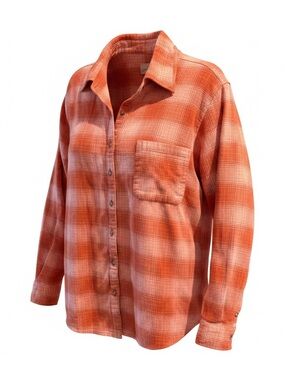 Plus size women’s Universal Thread Coral Plaid Shirt.Slight stretch.comfortable.